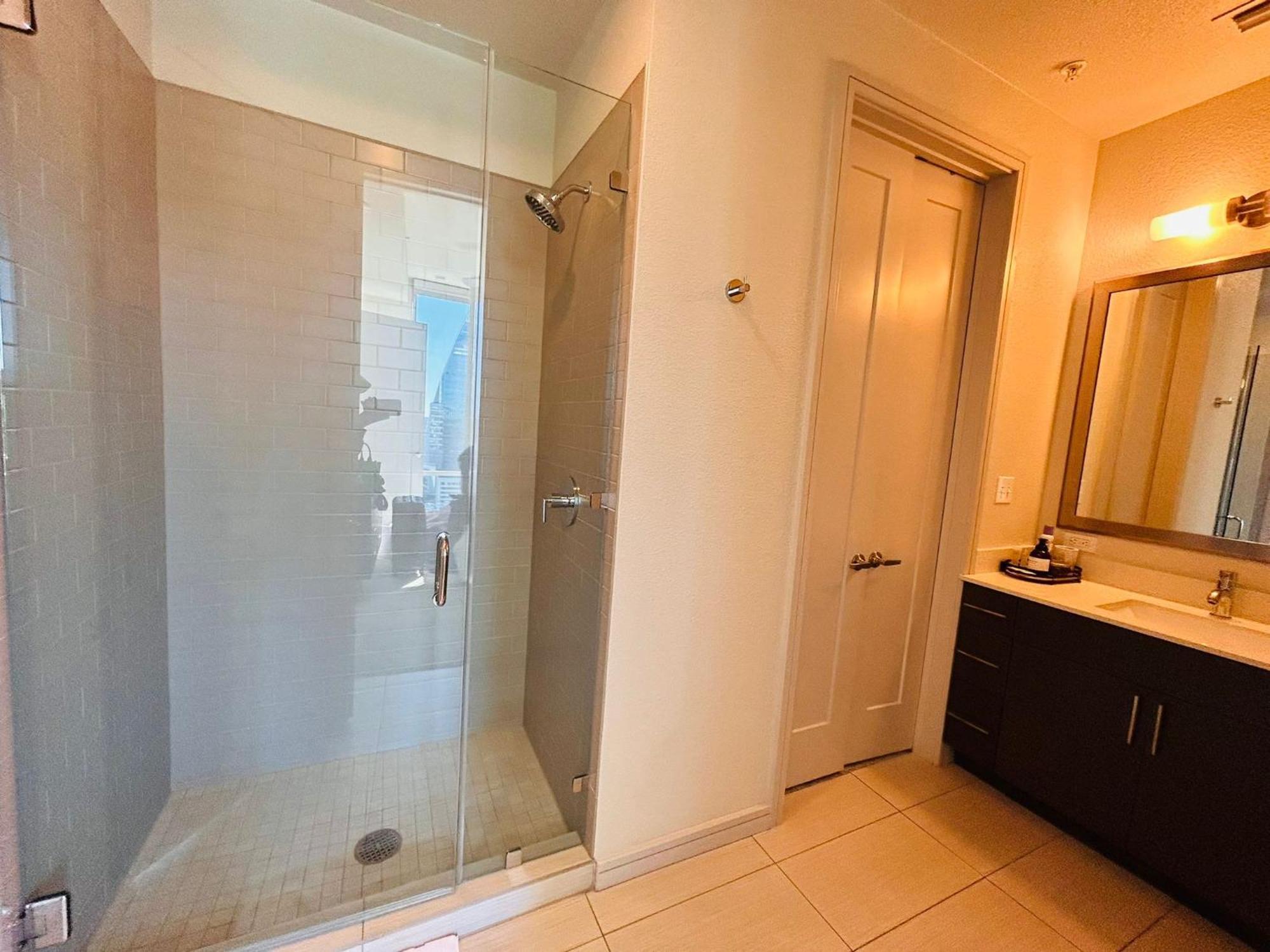Indulge In Luxury Living 2 Bedroom Gem In The Heart Of Austin With Pool, Gym, And Breathtaking Views 外观 照片
